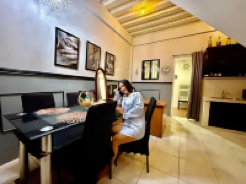 Axon Cozy Modern House #G Near The Walking Street