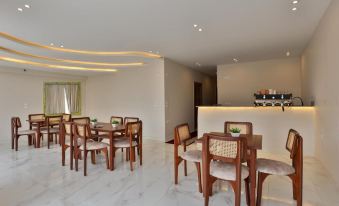 East Pyramids Hotel
