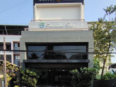 MELVET RESIDENCY