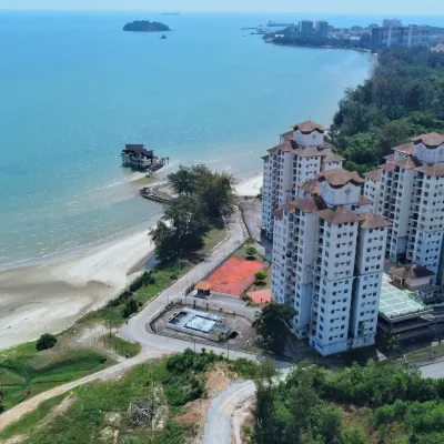 2-5pax Sunshine Beachfront, Wifi, 50"TV, FREE PARKING & POOL 오시애닉 몰 주변 호텔