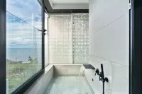 Saudade: Futuristic Ultra Luxury Ocean Zen Retreat - Villas