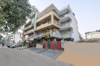 Niketan Medanta Service Apartment