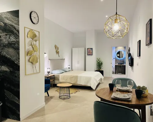 Parkside Flat Near Arts City & Oceanogràfic Hotels near Gulliver