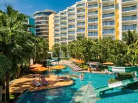 Muse Premier Residences Phu Quoc Emerald Bay - Pools