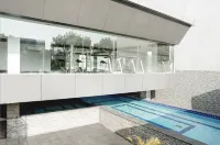 Favor Hotel Pekanbaru City Center - 3 ดาว