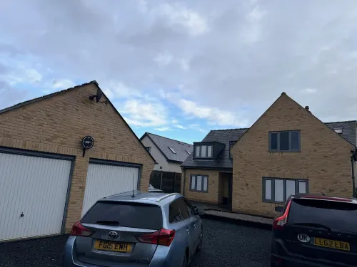 Garnet;  3br large home, NR RAF, Pet friendly - Homestays