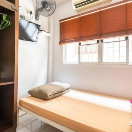 1137 Hostel