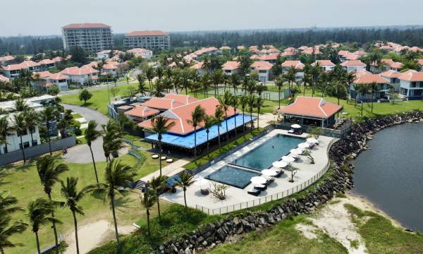 The Ocean Suites