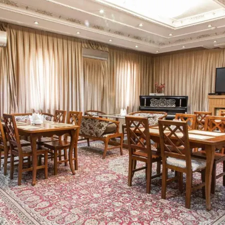 Nur M Hotel