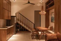 Owl’s Night Homestay | Keo House Hotels in Dĩ An