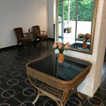 K2 Seaside Suites Отели рядом с достопримечательностью «Парк Паттайя»