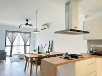 Nova Saujana by Favspace