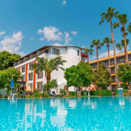 BELPOİNT BEACH HOTEL Отели рядом с достопримечательностью «Пляж Бельдиби»