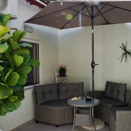 Astrinos Apt. Simple, cozy, comfortable, close to the beach