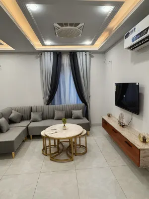 1BR Apartment in Lahore Bahria Town (Free Parking) - Parking