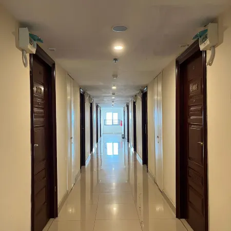 Maria Apartement Dr. Mansyur residence diamond