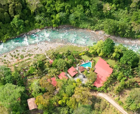 Casitas Del Rio Riverfront Nature Lodge - Sloth Luxury Villa - ヴィラ