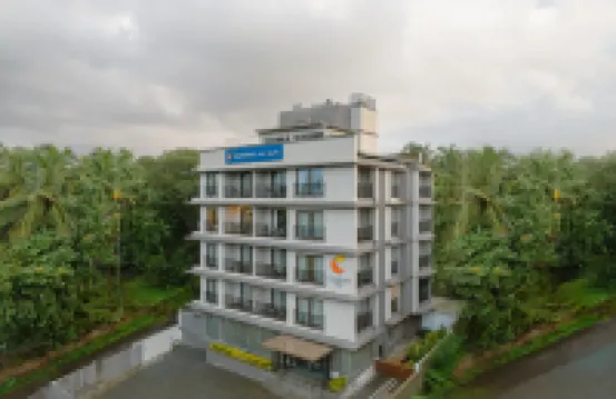 Comfort Inn Elite Hotels near Goa Institute of Management Library