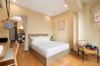 Blue Fingers District 1