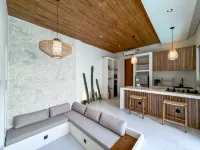 Athaya Canggu Villas by Nagisa Bali Отели рядом с достопримечательностью «Four On Drupadi»