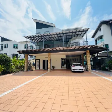 3KM to UTAR Sungai Long | Party House, 45Pax 20Car