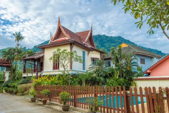 *Kamala 3BR | Pool & Beaches Minutes Away V235