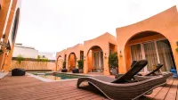 Villa Sorrento by SMS Hospitality - Pools