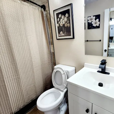 Toria Suites 920