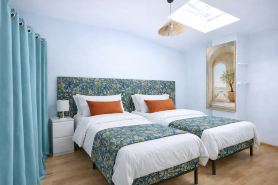 ElégAnse, spacious house, close to Lyon