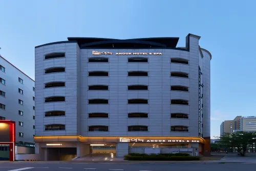 Anook Hotel & Spa Ilsan Tanhyeon - 2-Star