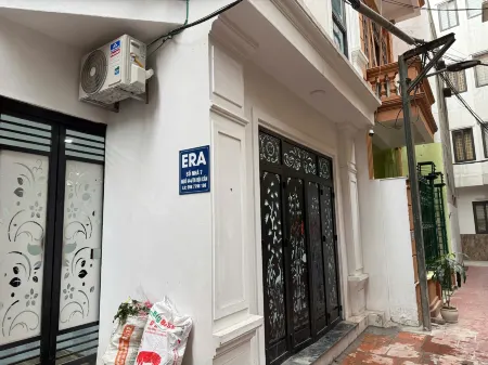 Era Apartment Doi Can Отели рядом с достопримечательностью «Hanoi University Of Culture»