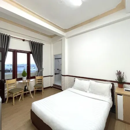 Tuong Vy Dalat Central