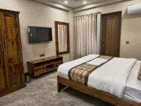 โรงแรม อาศิรวาท บลิส อินน์ แอนด์ พูล