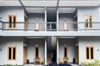 RedDoorz Syariah @ Tigadua Wonosobo