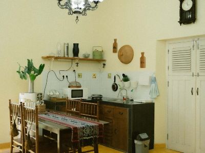 Indise Hamsa Putih 2BR House