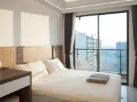 Elegant and Stylish Studio @Sky House BSD Hotels in Pagedangan