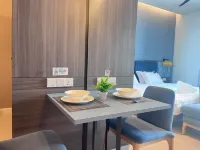 Assana Cenang Seaview Suites by Oakville - 健身室/gym room
