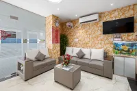 RBS Hotel And Restaurant - 3-Star
