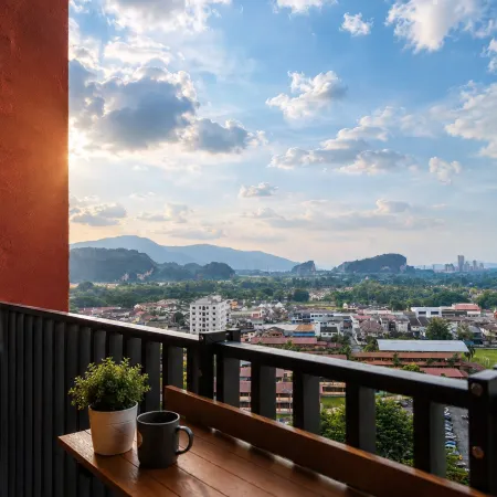 Aurora Suites - Piccadilly Greentown Ipoh