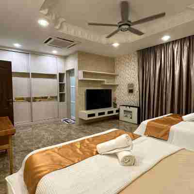 Melodies Castle Homestay Rooms
