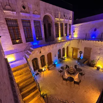 TESSERA HOTEL