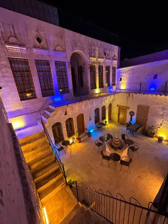 TESSERA HOTEL Отели рядом с достопримечательностью «Halilurrahman Mosque»