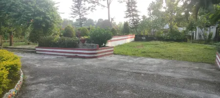 Resort Olive Village Murti Отели в г. Чалза Махабари