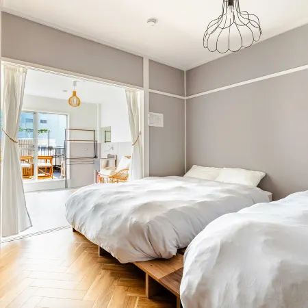 [Near USJ] For group trips! Roomy 4-story building with projector terrace near the station [for 12]