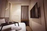 Hill 10 Residence at I City By My Trip & My Stay - New