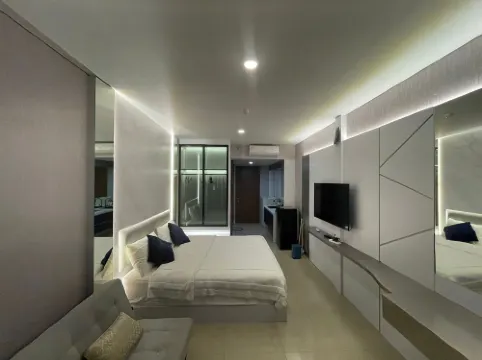 Nagoya Thamrin City apartment horizon Living