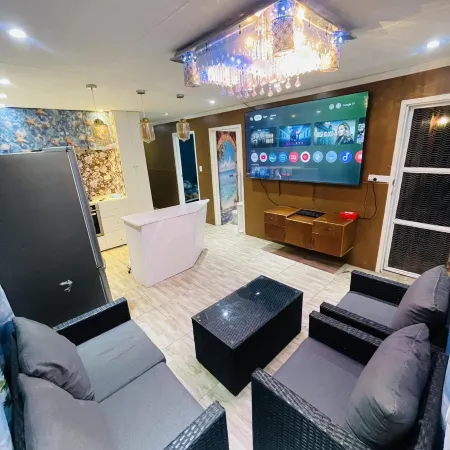 Tropical Getaway in Nadi Town with Smart Home