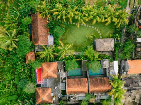 Ume Sri Villas Ubud Hotels near Rudana Museum