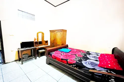 OYO 95141 Tanjung Mas Hotel - Wifi