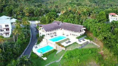 Tu Paraiso Perfecto, Playa privada, Piscina infinita Hoteles en 
